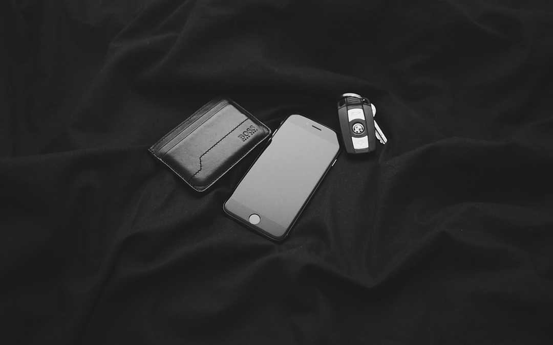 Photo of wallet, mobile phone and car keys